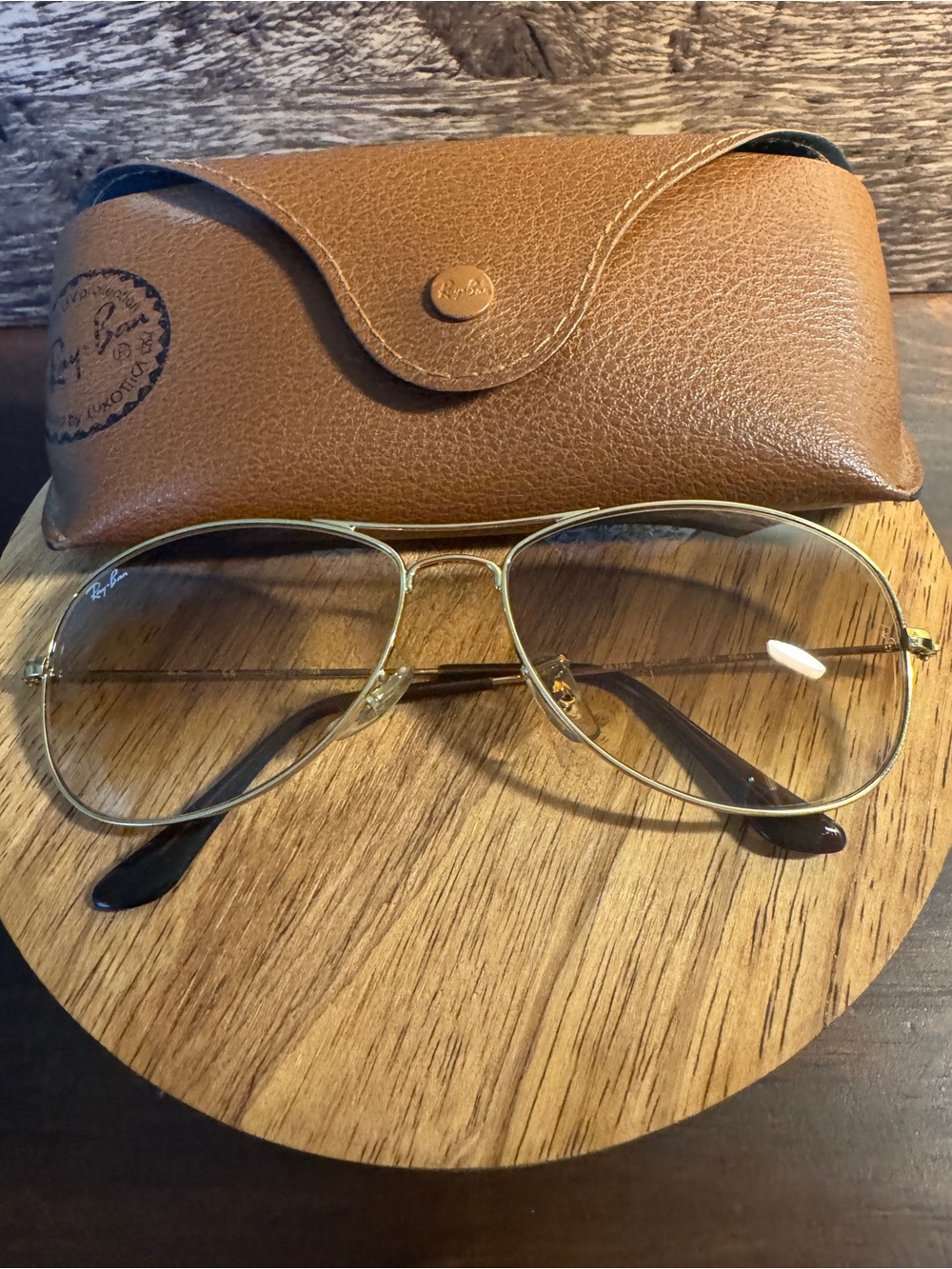 Ray-Ban Aviators Gold with Brown Gradient lens (with Case)